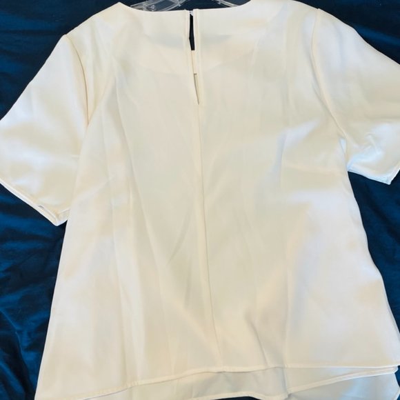 Beige Blouse with Twist Front - Picture 4 of 4